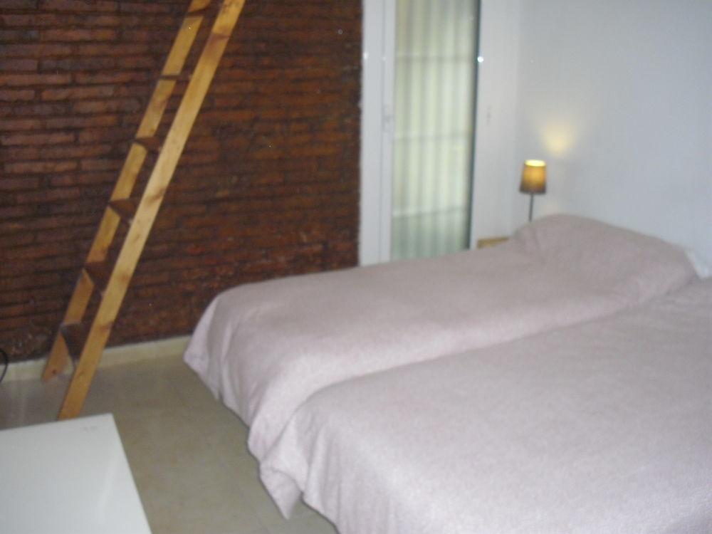 Apartaments Travessera Parc Gueell Barcelona Exterior foto