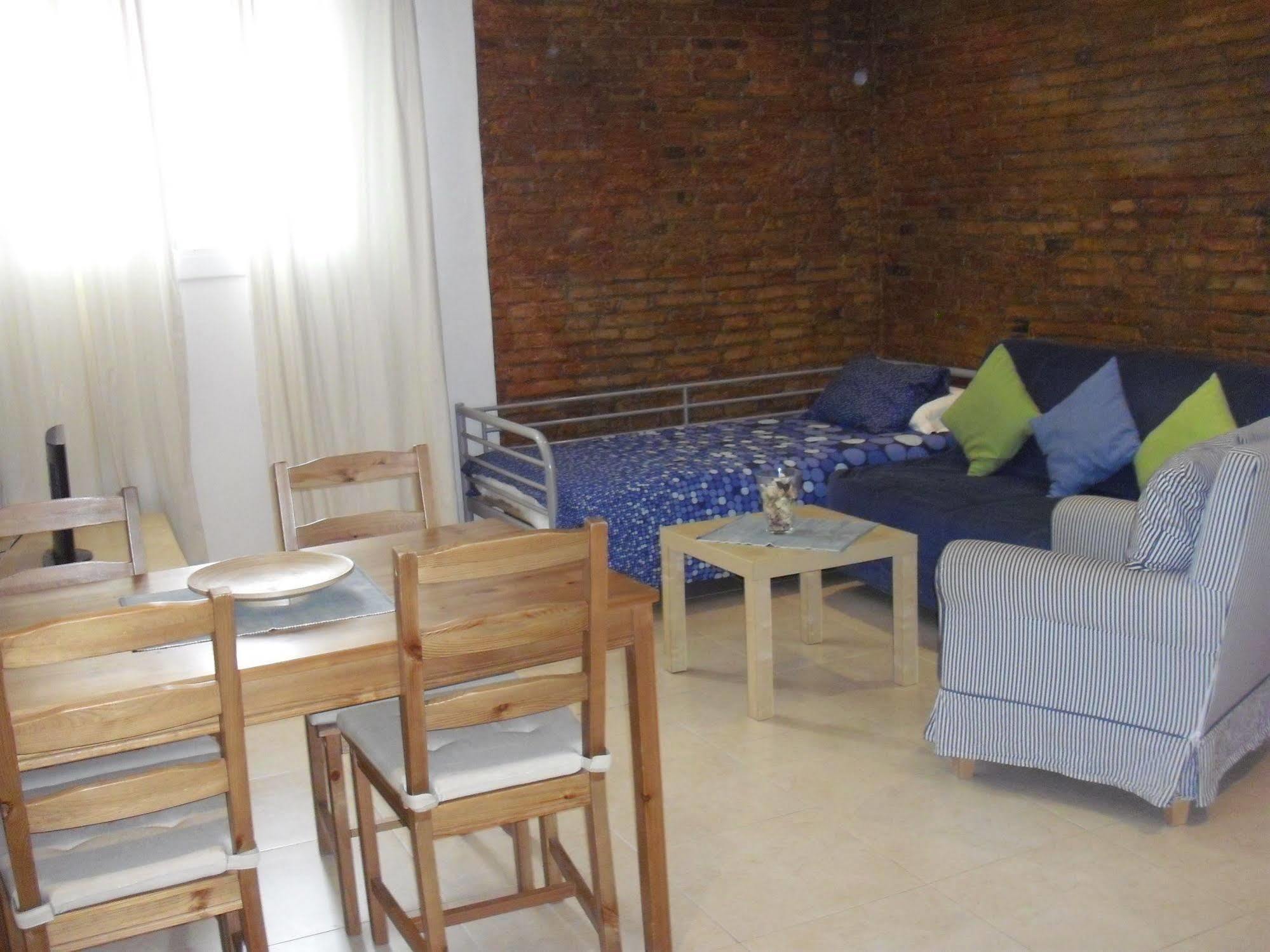 Apartaments Travessera Parc Gueell Barcelona Exterior foto